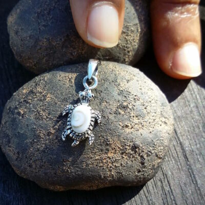 Pendentif Oeil de Sainte Lucie