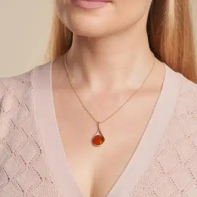 Collier ambre cognac argent doré