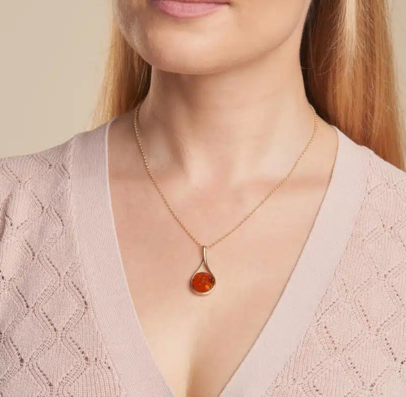 Collier ambre cognac argent doré
