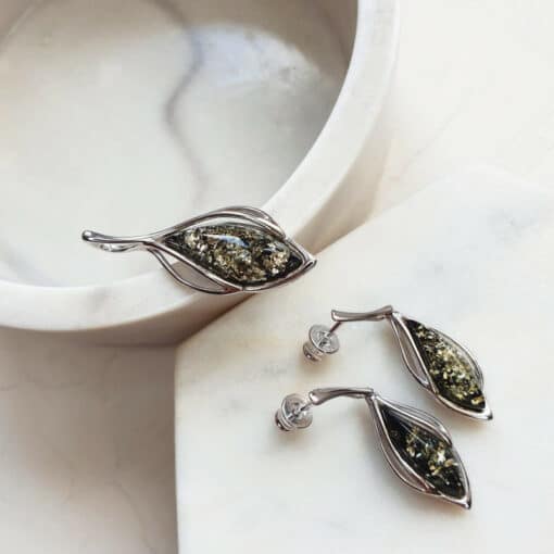 Boucles d'oreilles pendantes ambre vert et argent rhodié – Image 2