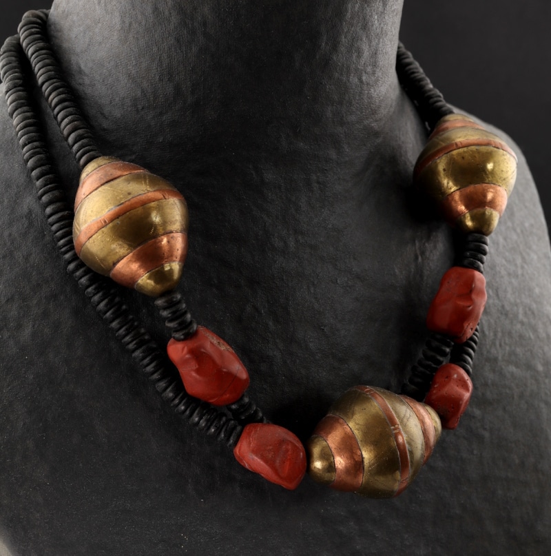 Collier création jaspe rouge, cuivre, bois