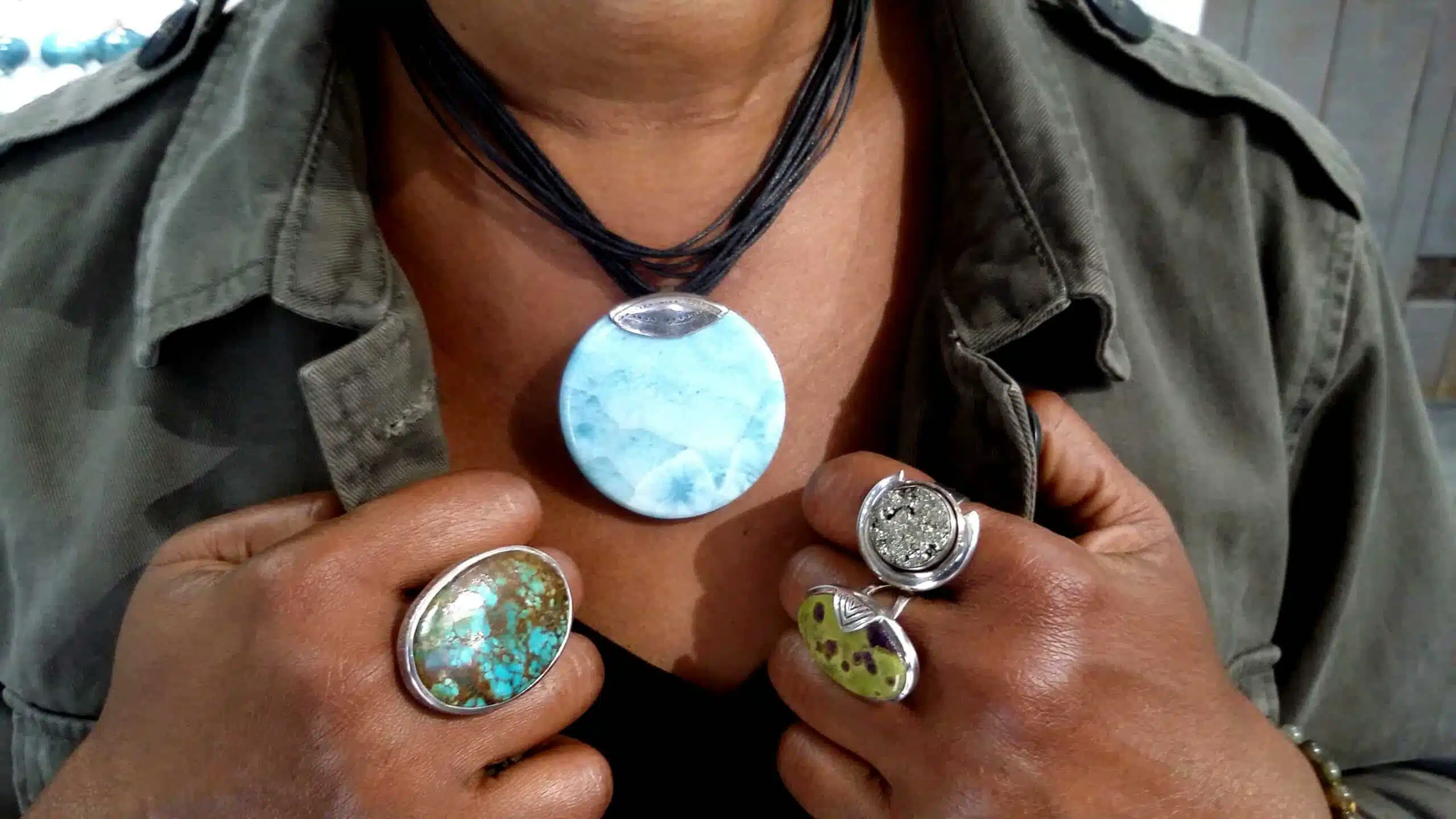 Bracelet-pyrite-de-fer-lithotherapie-2-8-mm edit